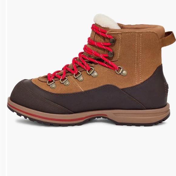 UGG®
Brecken
Waterproof
Lace-Up Boot (Women)
New with out box - Picture 13 of 15